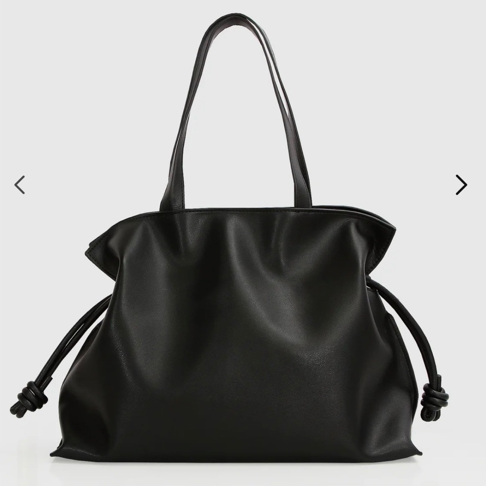 🔥NWT‼️ Belle and Bloom C'est La Vie Genuine Leather Black Tote Bag ✨✨✨ - Picture 4 of 14